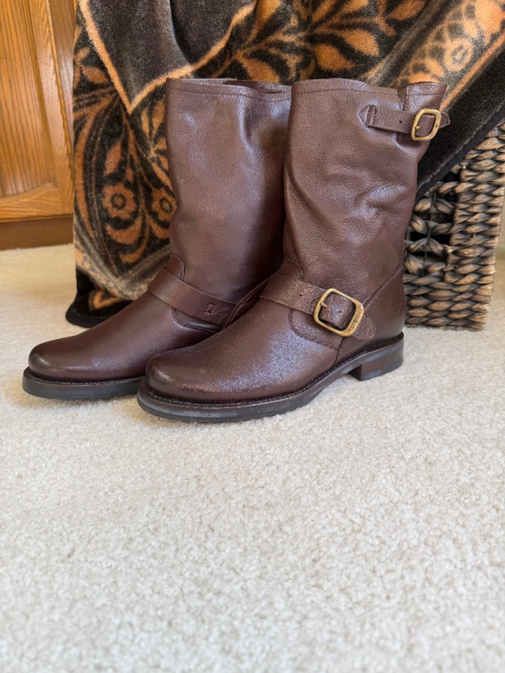 Frye Veronica Short Dark Brown Leather Moto Boots Size 8